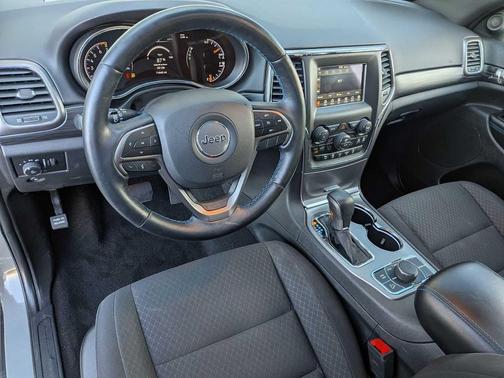 2019 Jeep Grand Cherokee Upland