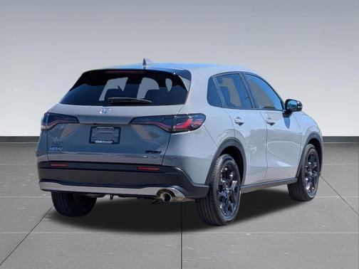 Urban Gray Pearl 2024 Honda HR-V AWD Sport