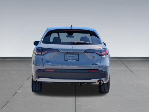 Urban Gray Pearl 2024 Honda HR-V AWD Sport