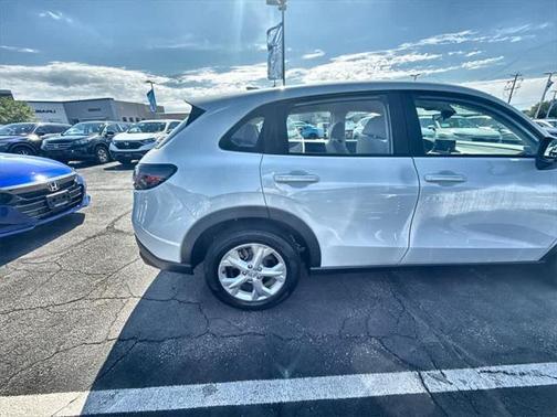 2023 Honda HR-V LX