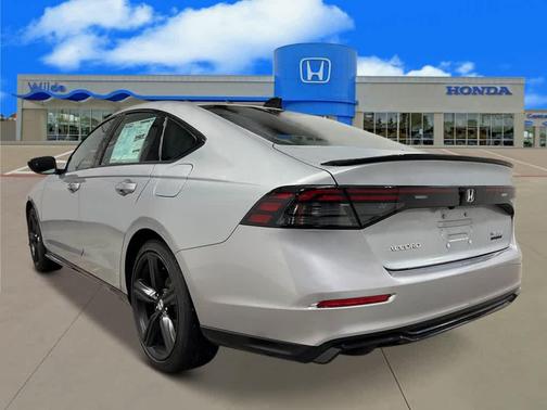 2025 Honda Accord Hybrid Base