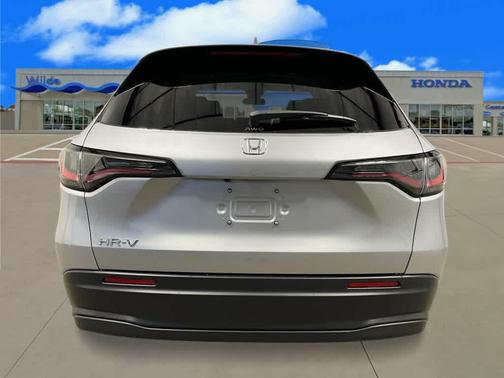 2026 Honda HR-V LX
