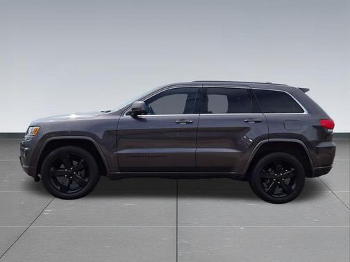 Granite Crystal Metallic Clearcoat 2014 Jeep Grand Cherokee Altitude