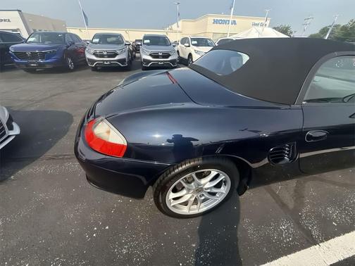 2003 Porsche Boxster 