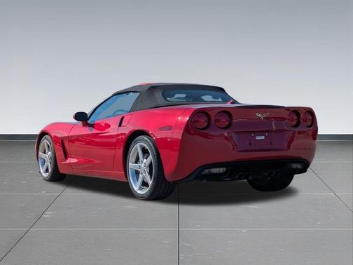 2005 Chevrolet Corvette Base