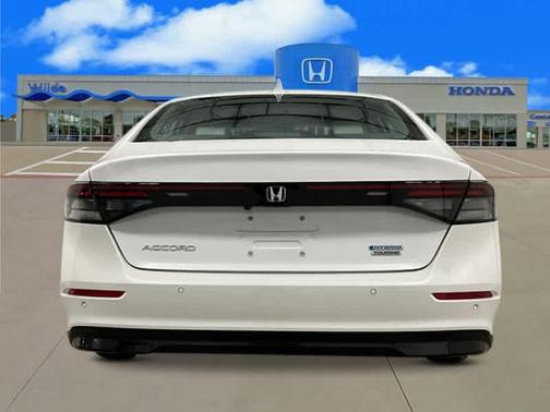 2025 Honda Accord Hybrid Touring