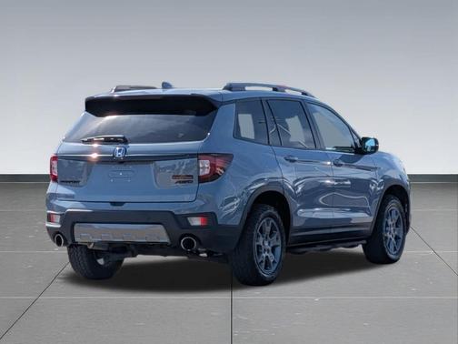 Sonic Gray Pearl 2024 Honda Passport AWD TrailSport