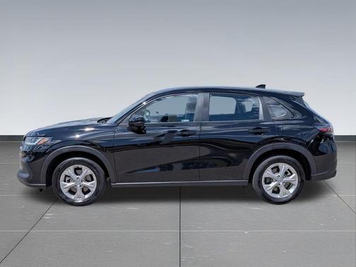 Crystal Black Pearl 2024 Honda HR-V LX