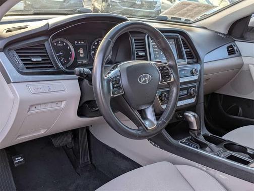 2018 Hyundai SONATA SEL