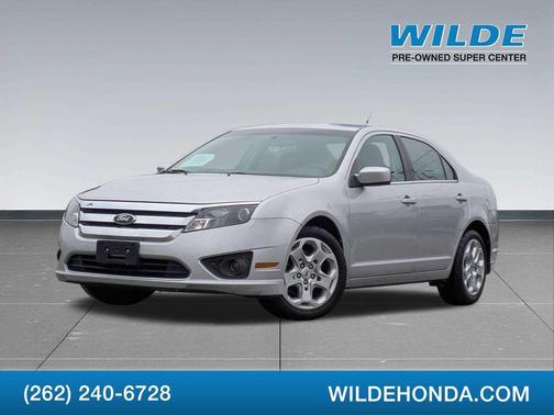 Brilliant Silver Metallic 2010 Ford Fusion SE Sedan