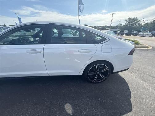 2024 Honda Accord Hybrid Base