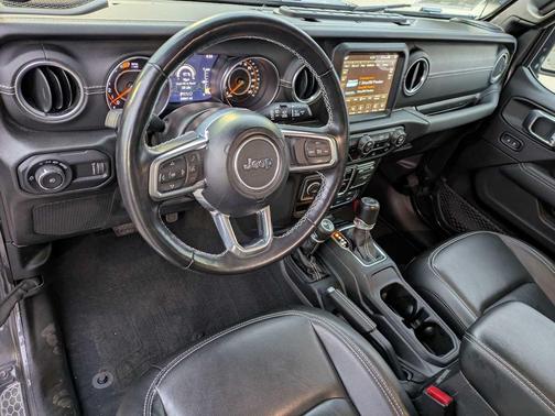 2023 Jeep Wrangler 4-Door Sahara 4x4