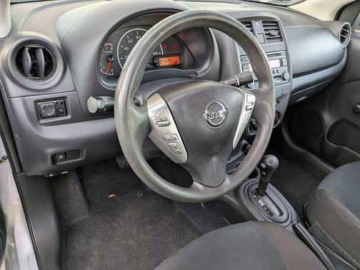 2018 Nissan Versa 1.6 S+