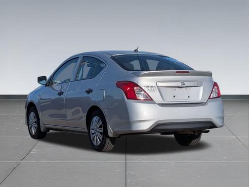 2018 Nissan Versa 1.6 S+