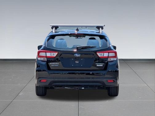 Crystal Black Silica 2017 Subaru Impreza 2.0i Premium