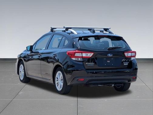 Crystal Black Silica 2017 Subaru Impreza 2.0i Premium