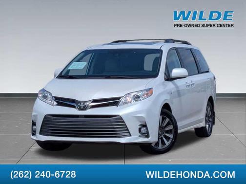 Blizzard Pearl 2020 Toyota Sienna XLE