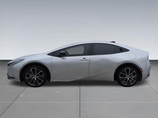 Cutting Edge 2024 Toyota Prius XLE