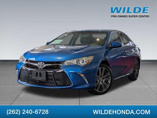 2016 Toyota Camry SE w/Special Edition Pkg