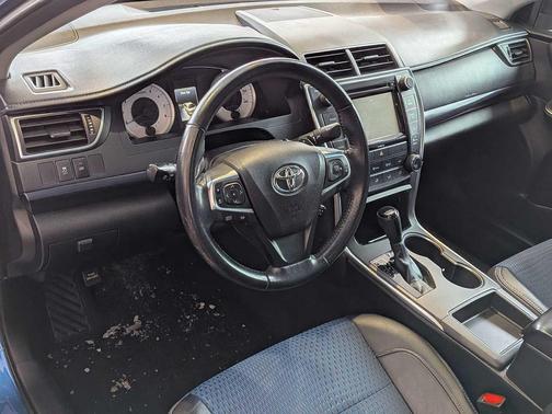 2016 Toyota Camry SE w/Special Edition Pkg