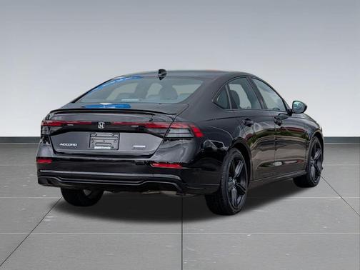 Crystal Black Pearl 2023 Honda Accord Hybrid Sport-L
