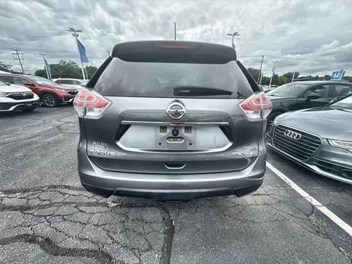 2016 Nissan Rogue SV