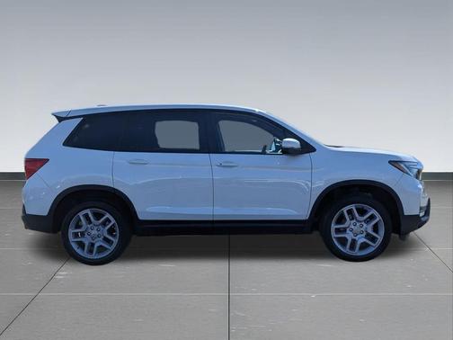 Platinum White Pearl 2024 Honda Passport AWD EX-L