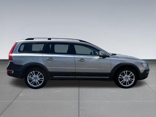 2016 Volvo XC70 T5 Platinum