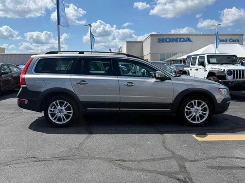 2016 Volvo XC70 T5 Platinum