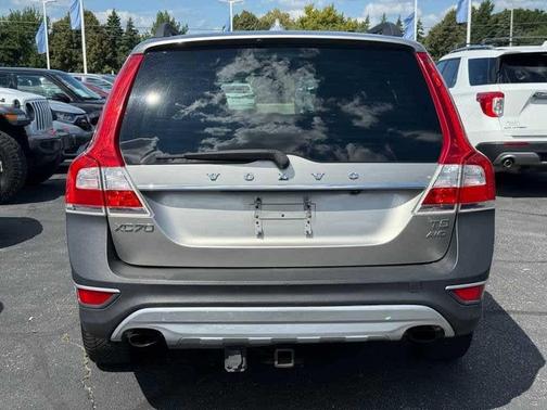 2016 Volvo XC70 T5 Platinum
