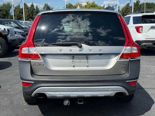 2016 Volvo XC70 T5 Platinum