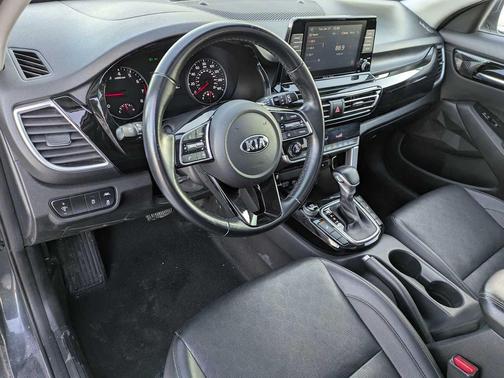 2021 Kia Seltos EX
