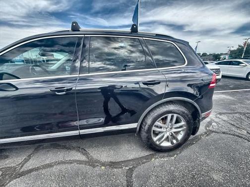 2016 Volkswagen Touareg TDI Lux