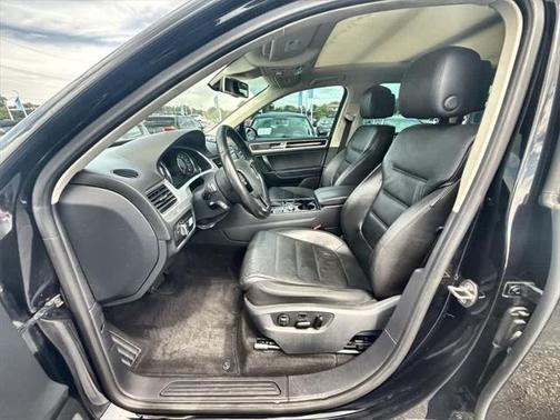 2016 Volkswagen Touareg TDI Lux