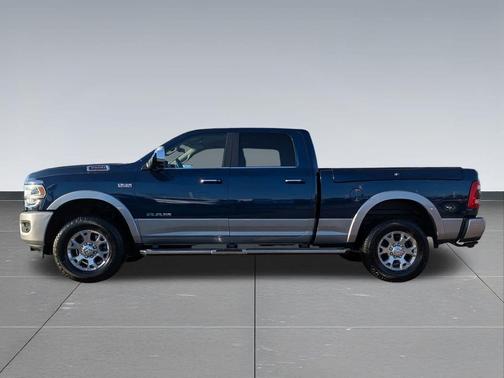 2020 RAM 2500 Laramie Crew Cab 4X4 6'4' Box