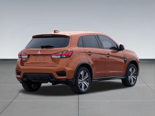 Sunshine Orange Metallic 2021 Mitsubishi Outlander Sport 2.0 ES