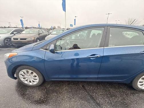 2016 Hyundai Elantra GT Base