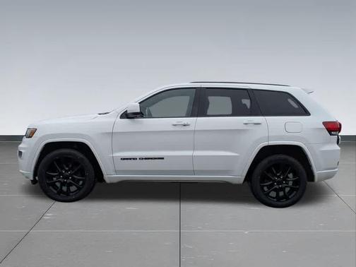 Bright White Clearcoat 2020 Jeep Grand Cherokee Altitude