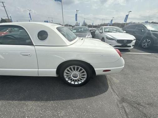 2002 Ford Thunderbird Deluxe