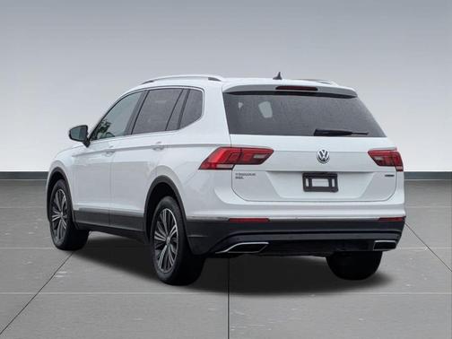Pure White 2019 Volkswagen Tiguan 2.0T SEL