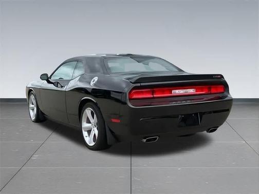 2009 Dodge Challenger SRT8