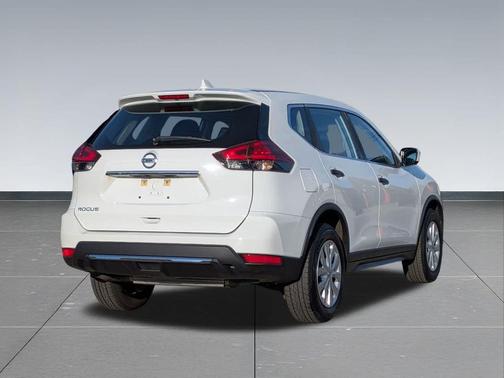 2020 Nissan Rogue S