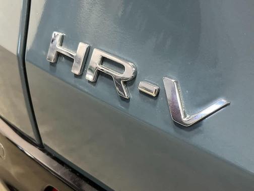 Nordic Forest Pearl 2027 Honda HR-V EX-L
