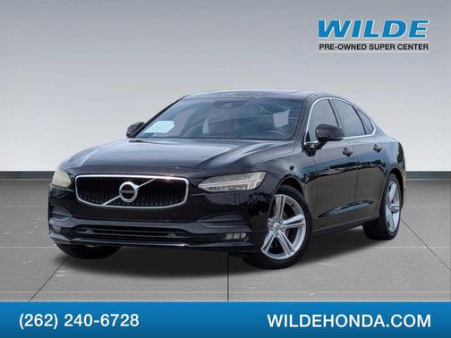 Onyx Black Metallic 2017 Volvo S90 T5 Momentum