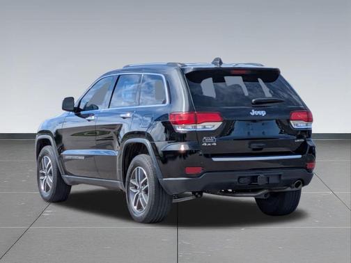 Diamond Black Crystal Pearlcoat 2022 Jeep Grand Cherokee Limited