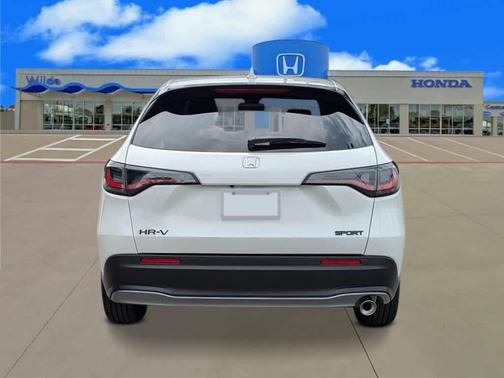 2026 Honda HR-V 2WD Sport