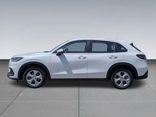 Platinum White Pearl 2025 Honda HR-V LX