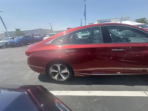 2018 Honda Accord Touring 2.0T