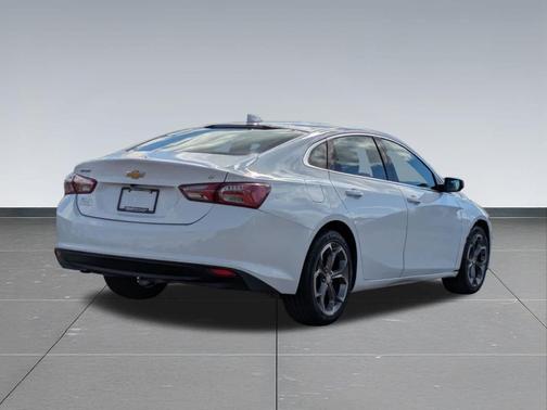 2021 Chevrolet Malibu FWD LT