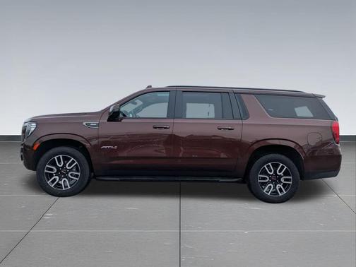 2023 GMC Yukon XL 4WD AT4